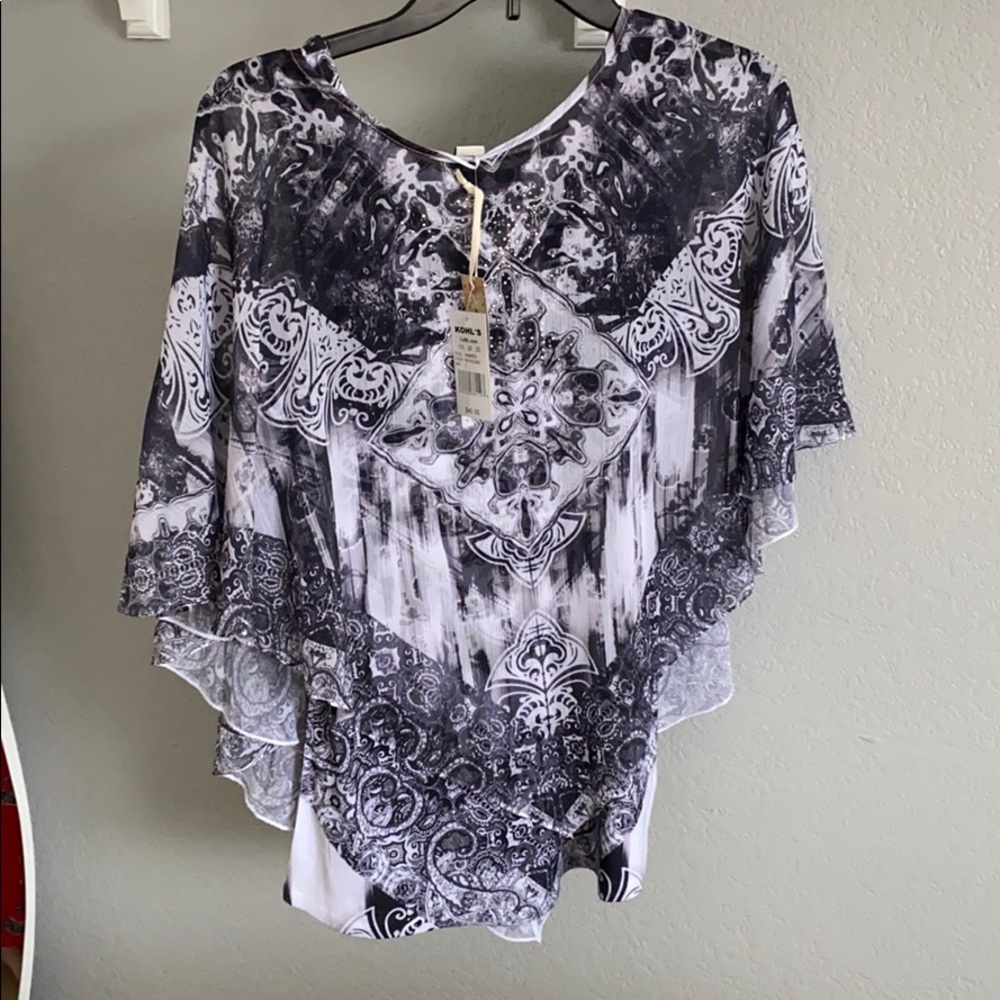 Flowy blouse